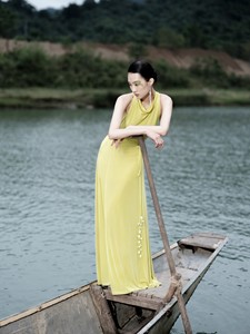 Precio al por mayor Vestidos de mujer Sin mangas Ropa de mujer Vestido Alida Kint 95% Acetato 5% Spandex Whiteant Vietnam Marca local - Product Image 3