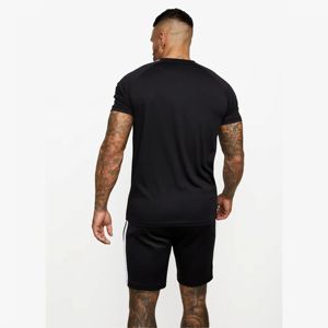Conjunto doble personalizado de alta calidad para hombres y mujeres Camiseta de 2 piezas y pantalones cortos disponibles a precio al por mayor - Product Image 4