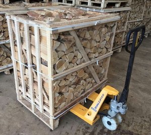 Natural Firewood <b>Logs</b> Split Wood. - Product Image 1