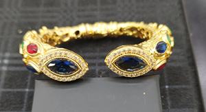 Lắc tay mạ vàng thủ công bằng đồng thau, đính đá zircon, kiểu dáng thời thượng phong cách Trung Đông, sang trọng - Product Image 4