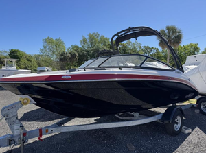 USADO cuidadosamente mejor 2025 Yamaha Boats AR195 - Product Image 4