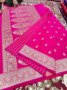 Hermoso y Muy Solicitado Saree Mashrow Banarasi, Tejido Powerloom, Tela de Seda Suave y Lisa, para Fiestas y Ocasiones Tradicionales - Product Image 4