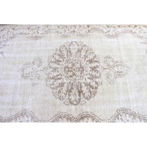 Alfombra Turca Vintage de 6.2x4.2 pies, Alfombra de Lana Blanca - Product Image 4