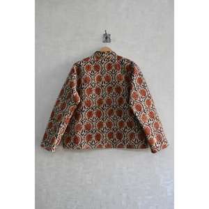 Chaqueta Acolchada Unisex Hecha a Mano con Estampado Floral de Algodón, Chaqueta de Botones con Estampado de Bloques, Ropa Étnica de Invierno Cálida de Manga Larga - Product Image 4