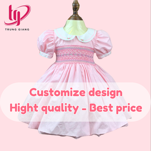 Vente en gros Vêtements pour filles Robes pour filles Vêtements pour enfants smockés roses avec motif floral Design personnalisé - Product Image 2