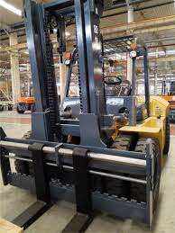 Nouveau chariot élévateur à palettes multifonction à moteur CC, capacité de 1500 kg, chariot élévateur à fourche tout-terrain, garantie de 5 ans, longueur de fourche de 1000 mm - Product Image 3