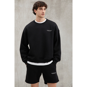 Sudadera GRIMELANGE Bryan para Hombre, Tejido Ultra Suave de 3 Hilos, Corte Holgado, Cuello Redondo, Estampada - Product Image 3