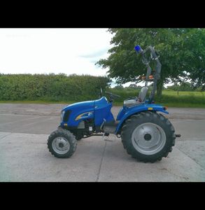 Bastante usado Old New/ Hollands Tractor 80HP 4WD Los mejores tractores agrícolas en agricultura de segunda mano Precio de venta. - Product Image 6