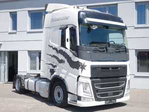 Camion tracteur Volvo Globetrotter 6X4 Diesel Euro 6, transmission manuelle, direction à gauche, boîte de vitesses 12 vitesses, 450 CV, neuf, logistique transfrontalière - Product Image 6