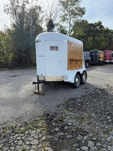 Livraison gratuite, bar mobile de 8 pieds et remorque à boissons, entièrement équipé, station de cocktails et de jus pour les événements, la restauration et les entreprises de rue - Product Image 2