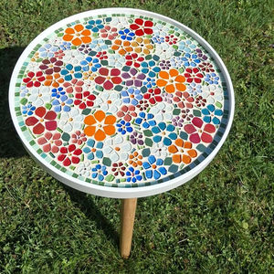 Table d'appoint en mosaïque éblouissante: Art irisé-Table basse bleue-Table d'appoint-Décor de salon-Cadeau - Product Image 1