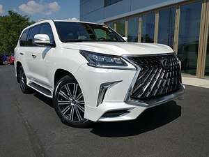 Lexus LX 570 blanc 2020 disponible à la vente, faible kilométrage, moteur essence, véhicule bien entretenu et sans accident, aucun défaut. - Product Image 6