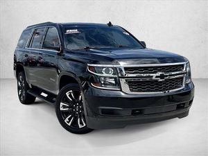 Nouveautés à prix réduits! Tahoe LS RWD 5.3L V-8 6 vitesses automatique, sièges en tissu, SUV crossover, modèle 2019, d'occasion - Product Image 1