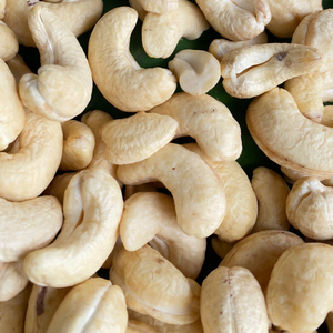 Anacardos crudos orgánicos W210 al por mayor, anacardos crudos orgánicos, precio barato de Santigo Vietnam, embalaje OEM ODM - Product Image 1