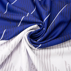 Camisetas de fútbol personalizadas: transpirables de secado rápido, diseño personalizado, servicios OEM de Pakistán - Product Image 6