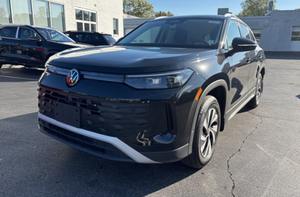 Tiguan SE 2021 USADO MÁS VENDIDO, SUV 4x4 (2.0L 4 cilindros Turbo 8A) Volante a la Derecha/Izquierda, Auto Usado en Buen Estado con Asientos de Cuero - Product Image 5