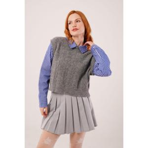 Suéter Gris de Punto para Mujer con Detalle en Mangas y Cuello, Producto al por Mayor - Product Image 2