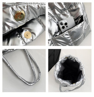 Venta caliente ligero invierno personalizado abajo Abrigo acolchado bolso de mano al por mayor de lujo bolso de hombro