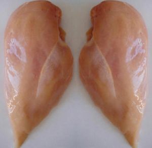 Pechuga de Pollo Congelada Halal y Pollo Entero Congelado en Caja, Peso Característico del Producto - Product Image 2