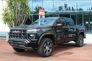NUOVO GMC CANYON 4WD AT 4 2025, Pickup di Medie Dimensioni, 314 CV, TRASMISSIONE AUTOMATICA - Product Image 2