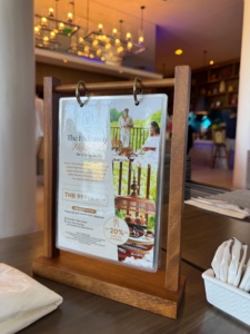 Divris Rustic Wooden Menu Hanger Rectangle Durable Elegant Indoor <b>Table</b> Display for Restaurant and Wedding - Product Image 2
