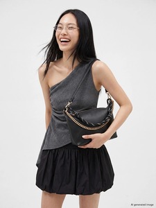 Sac à bandoulière pour femme avec logo personnalisé, sac hobo en cuir PU, sac à main avec chaîne, fabrication OEM ODM sous marque privée - Product Image 1