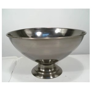 La construcción de metal sólido proporciona una sensación premium que eleva instantáneamente la presentación de frutos secos y aperitivos. - Product Image 3