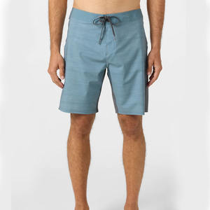 Shorts de bain pour hommes en polyester 100% personnalisés en gros, coupe ajustée, séchage rapide, doublure en maille avec cordon de serrage - Product Image 2