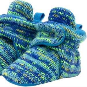 Zapatillas de lana para bebés, niñas y niños, botines de algodón cálidos y acogedores para recién nacidos, suela blanda antideslizante, zapatos de cuna para primeros pasos para niños pequeños - Product Image 1