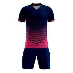 Uniforme de Fútbol Transpirable al por Mayor, 100% Poliéster, Tallas y Colores Personalizables, Logotipos y Números Personalizados para Hombres Adultos - Product Image 1