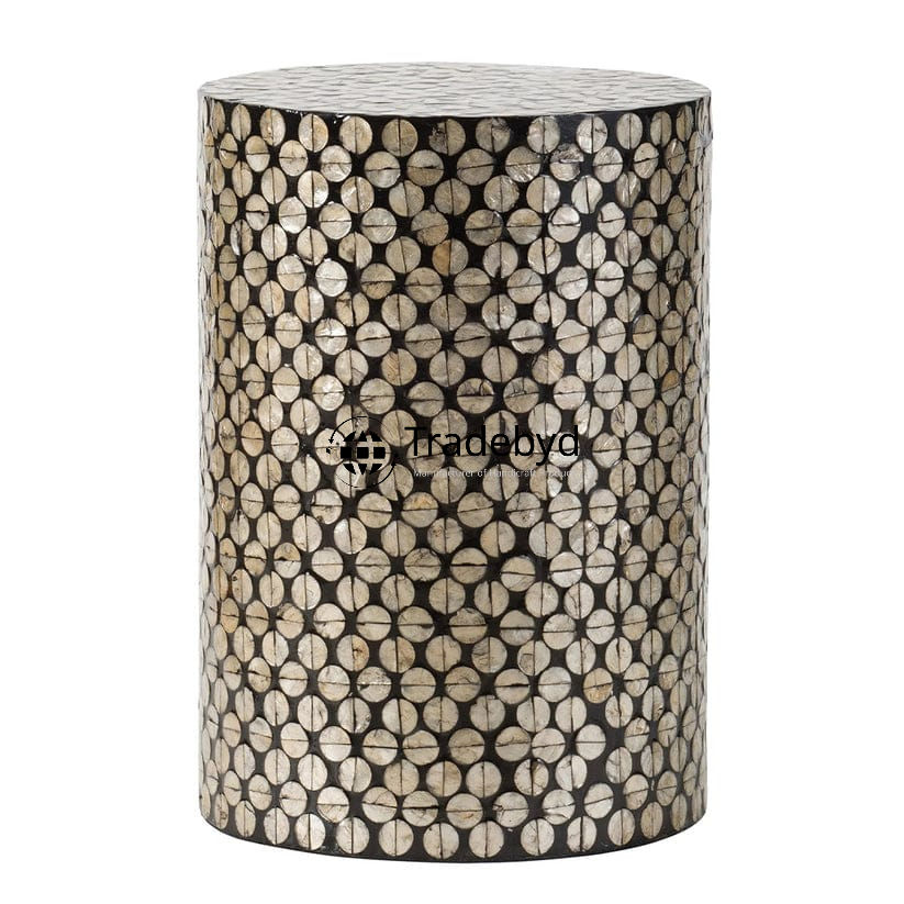 Available in different Colors