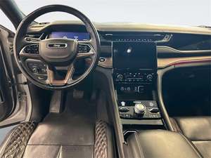 Jeep Grand Cherokee 4xe Summit 4WD 2022 incroyablement parfait avec faible kilométrage en stock, proposé à un prix fantastique - Product Image 3