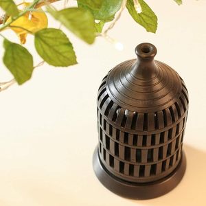 Portavelas Decorativo de Metal con Acabado en Estaño, Hecho a Mano, con Diseño de Corte y Grabado, Estilo Moderno, para Decoración del Hogar, Portavelas Navideño - Product Image 4