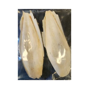 Huesos de sepia congelados esenciales para fortalecer los picos de las aves - Product Image 6