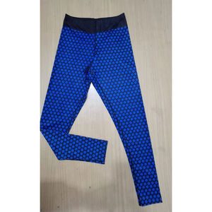 Leggings de Yoga de la Mejor Calidad, Precio Razonable, Nuevo Diseño, Transpirables, Hechos en Pakistán - Product Image 1