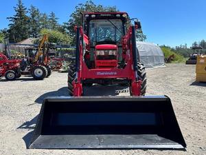 Compre un Nuevo Tractor Mahindra 6075 2024, Tractor Agrícola 4x4 de 70 CV con Transmisión de Engranajes, Bomba de Motor y Caja de Cambios para Alta Productividad - Product Image 6
