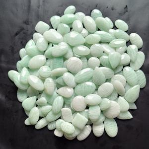 พลอยอะมาโซไนต์ทรงหลังเบี้ยเกรด AAA อัญมณีหลวมคุณภาพสูงพร้อมจำหน่ายสำหรับการทำเครื่องประดับ - Product Image 1