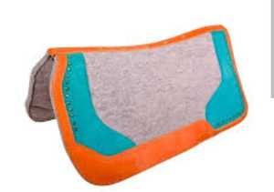 Vardhman Premium Western Horse Riding Equipment Hot Selling New Zealand <b>Wool</b> <b>Felt</b> Leather Patch Design Saddle Pad Fleece Lining - Product Image 1