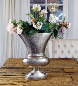 Jarrón Aluminio Plata Michael Noll Florero de aluminio plateado se muestra en El jarrón es plateado para ser hecho de aluminio - Product Image 1