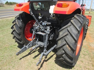 Tracteur à cabine 4x4 M6060 avec moteur 100 CV, pompe, boîte de vitesses, roues, haute productivité, garantie de 3 ans - Product Image 5
