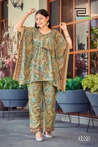 Juego de coordenadas de estampado de crepé americano pesado de telas especiales para festivales de productos de alto acabado de la mejor calidad (superior + inferior) - Product Image 4