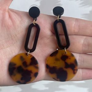 Pendientes de Resina Ámbar de Diseño Único al por Mayor, Pendientes Geométricos de Resina de Madera con Forma Cuadrada, Redonda y de Gota, Artesanía de la India - Product Image 5