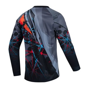 Vente en gros de t-shirts de sport et de gymnastique ajustés pour homme, t-shirts de compression à manches longues - Product Image 2