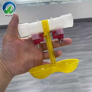 <span class=keywords><strong>Bebedero</strong></span> de plástico para pollos de <span class=keywords><strong>doble</strong></span> pezón, tazas colgantes, comedero para pollos con botellas de agua para bebedores de pollos - Product Image 2