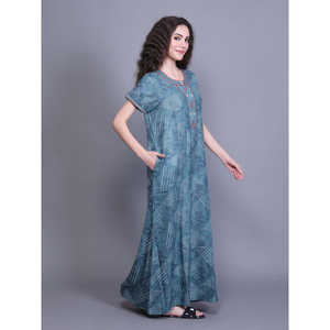 Chemise de nuit Alpine ODM en tissu doux tissé avec poche latérale, broderie au col et logo personnalisé, fermeture à cordon, MOQ 3 pièces - Product Image 4