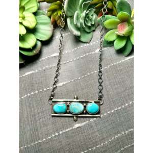Collier géométrique en turquoise et argent sterling Jameson Garcia Kingman pour cadeau - Product Image 1