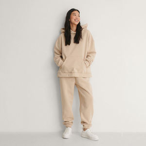 Sudadera con capucha de gran tamaño 100% algodón Streetwear Essentials Premium Pullover Drop Shoulder Heavy Fleece Custom Logo Sudaderas con capucha para mujer - Product Image 5