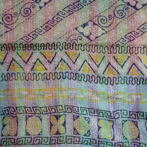 Estola Reversible de Seda y Algodón Kantha de Alta Calidad para Mujer, Hecha a Mano, Cómoda, Estilo Perfecto, en Oferta - Product Image 5