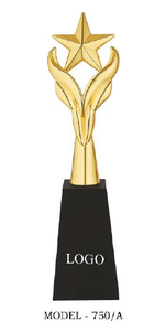 Trophées et plaques métalliques personnalisés avec gravure de logo pour entreprises et événements, trophée métallique avec base en bois noir - Product Image 4