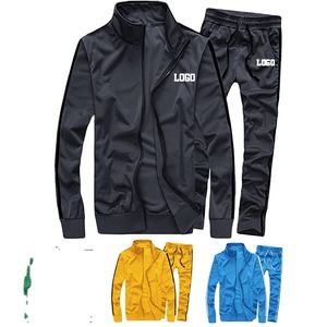 2024 ensemble de jogging personnalisé homme coupe-vent imperméable veste en polyester veste légère à capuche ensembles de survêtement en nylon pour hommes - Product Image 1